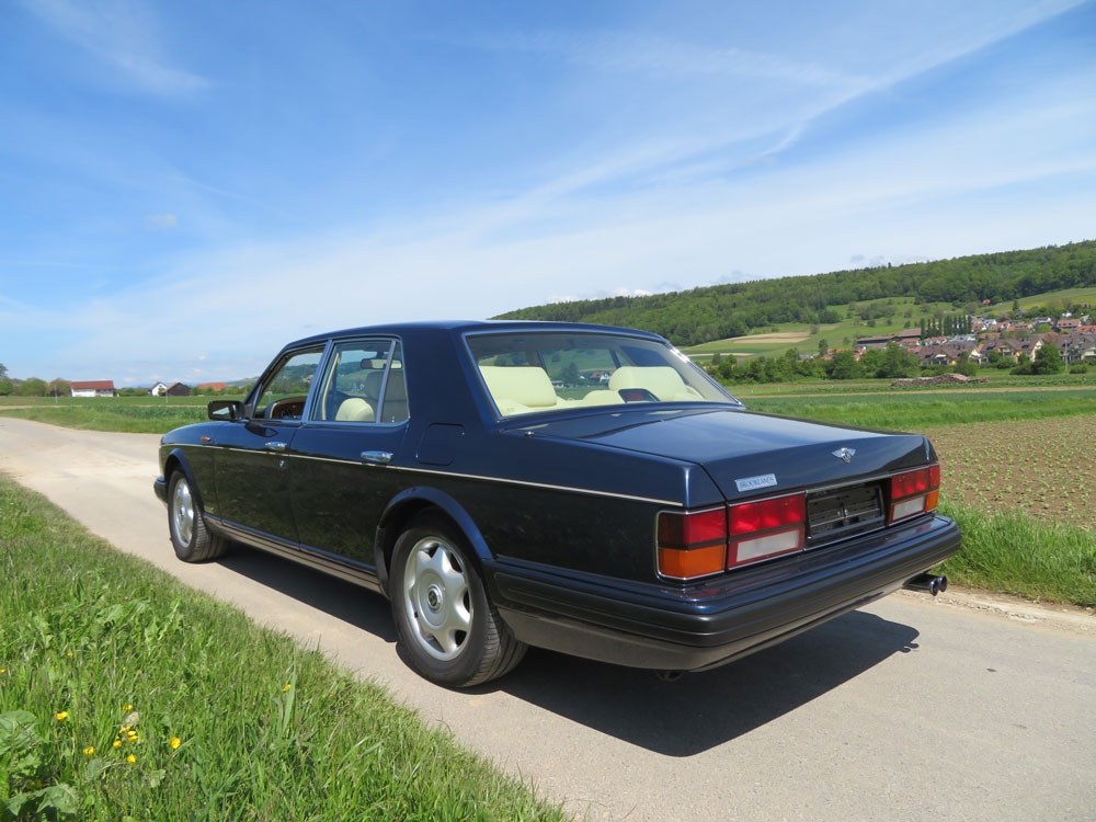 Bentley Brooklands Limousine