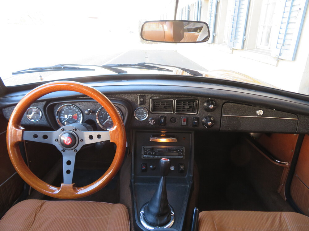 MG MGB GT Coupé
