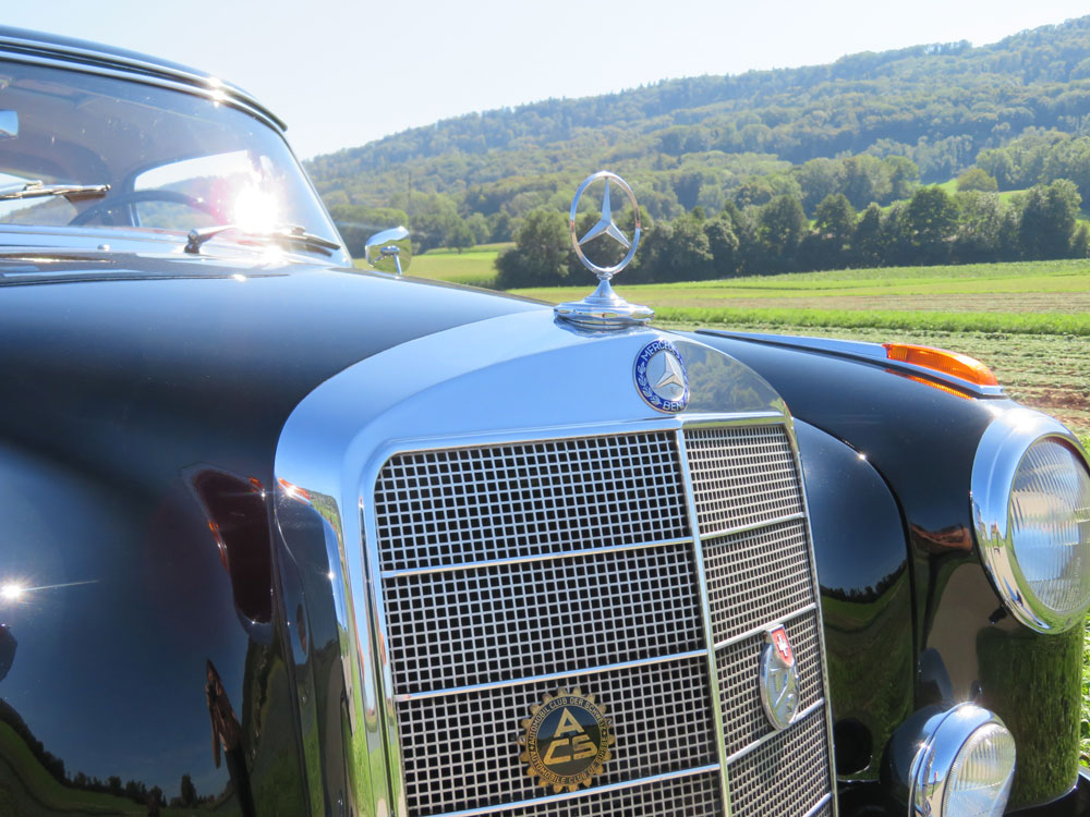 Mercedes-Benz 220 S Coupé