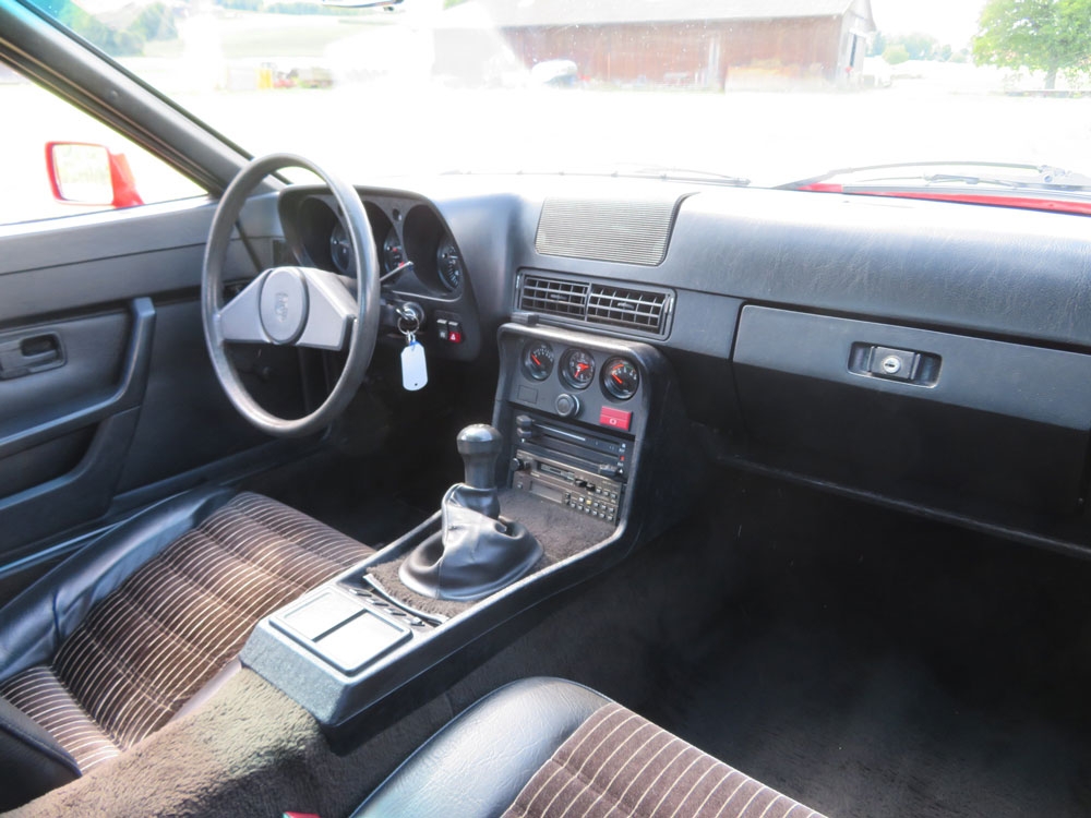 Porsche 924 Coupé